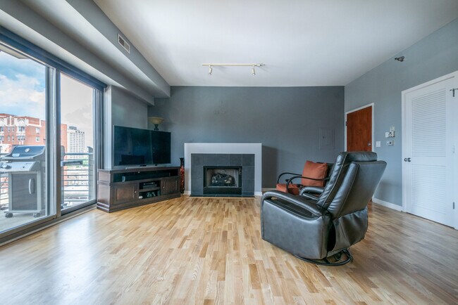 4350 N Broadway in Chicago, IL - Building Photo - Building Photo
