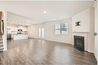 6959 Woodtrail Run in Flowery Branch, GA - Building Photo - Building Photo