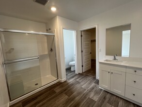 8720 Hamblen Ct in Shafter, CA - Building Photo - Building Photo
