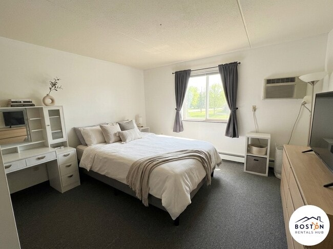 74 Gardner St, Unit 10 in Boston, MA - Building Photo - Building Photo