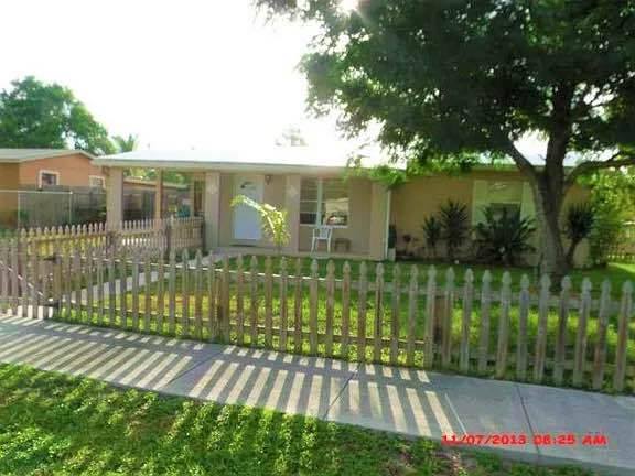 4710 NE 1st Ter in Deerfield Beach, FL - Building Photo