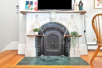 32 E Springfield St, Unit 1 in Boston, MA - Building Photo - Building Photo