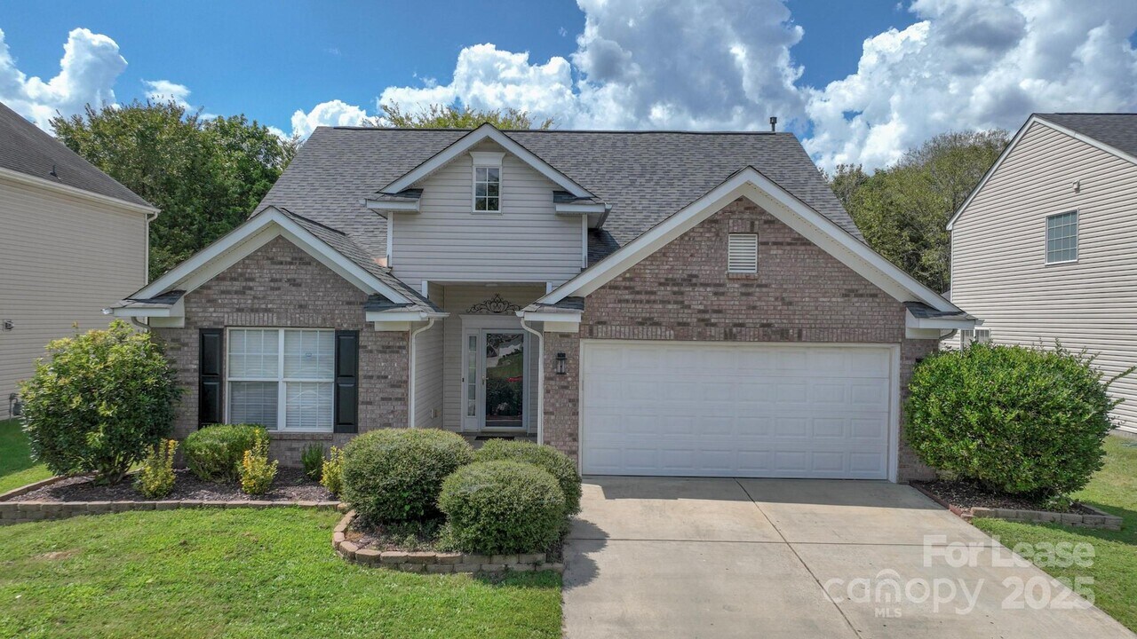 3101 Broad Plum Ln in Indian Trail, NC - Foto de edificio