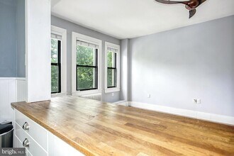 3616 Connecticut Ave NW, Unit 300 in Washington, DC - Building Photo - Building Photo