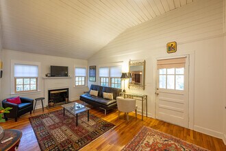 566 Newberry St SW in Aiken, SC - Building Photo - Building Photo