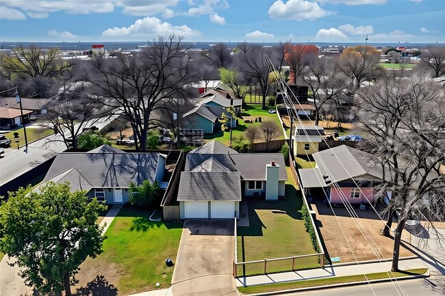 6305 Thurgood Ave in Austin, TX - Building Photo - Building Photo