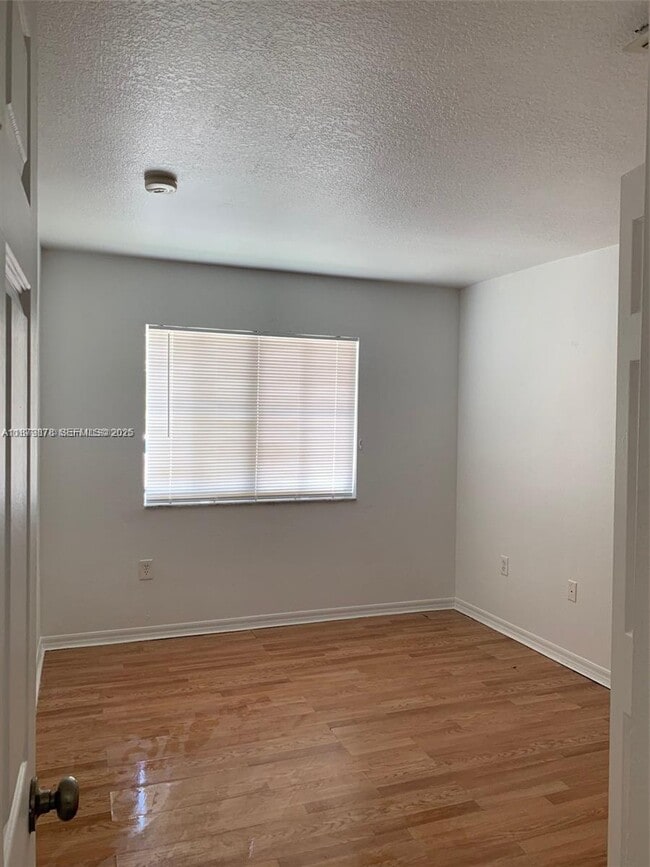 26232 SW 135th Pl in Homestead, FL - Building Photo - Building Photo