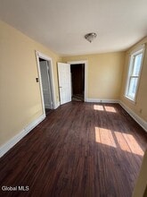 1025 Pleasant St in Schenectady, NY - Building Photo - Building Photo