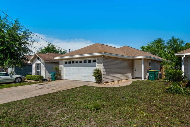 26 2nd St in Shalimar, FL - Building Photo - Building Photo