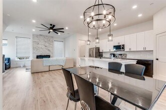 2134 Shea Rd in Dallas, TX - Building Photo - Building Photo