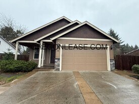 939 Irvington Dr in Eugene, OR - Building Photo