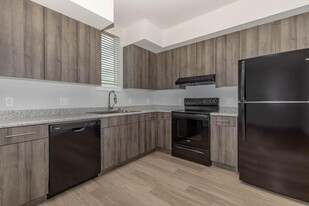 Grata at Totem Lake in Kirkland, WA - Building Photo