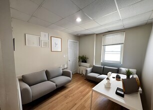 20 Chelsea St, Unit 1 in Boston, MA - Building Photo - Building Photo