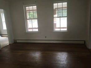 8 River St, Unit 1 in Wolfeboro, NH - Building Photo - Building Photo