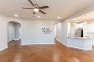 1011 County Rd 327 in Glen Rose, TX - Building Photo - Building Photo