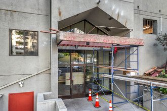 245 Perkins St in Oakland, CA - Building Photo - Building Photo