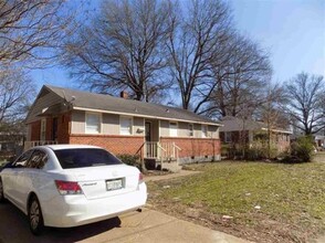 1106 Stratford Rd in Memphis, TN - Building Photo - Building Photo