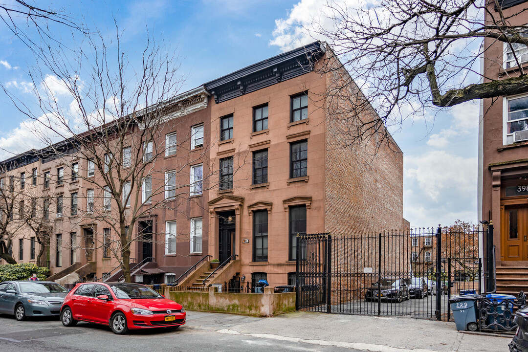 402 Pacific St in Brooklyn, NY - Foto de edificio