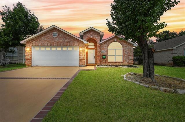 2608 Trent Trail in Fort Worth, TX - Building Photo