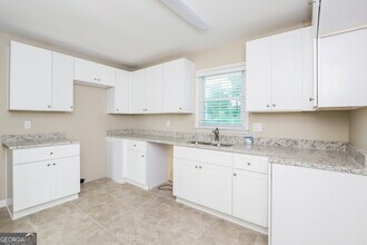 418 Smyrna Powder Springs Rd SW in Marietta, GA - Building Photo - Building Photo