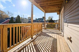 1277 W 67th St in Cleveland, OH - Building Photo - Building Photo