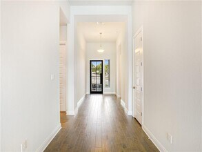 129 Santa Maria St in Georgetown, TX - Building Photo - Building Photo