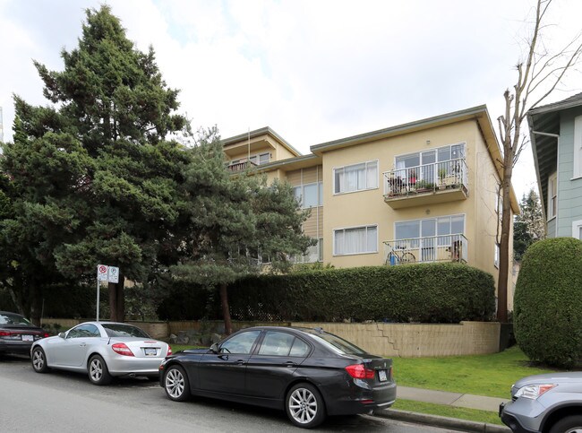 1364 W 11th Ave in Vancouver, BC - Building Photo - Primary Photo