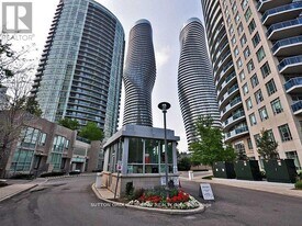 90 Absolute Ave in Mississauga, ON - Building Photo