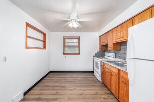 Lincoln Hill Community in Syracuse, NY - Building Photo