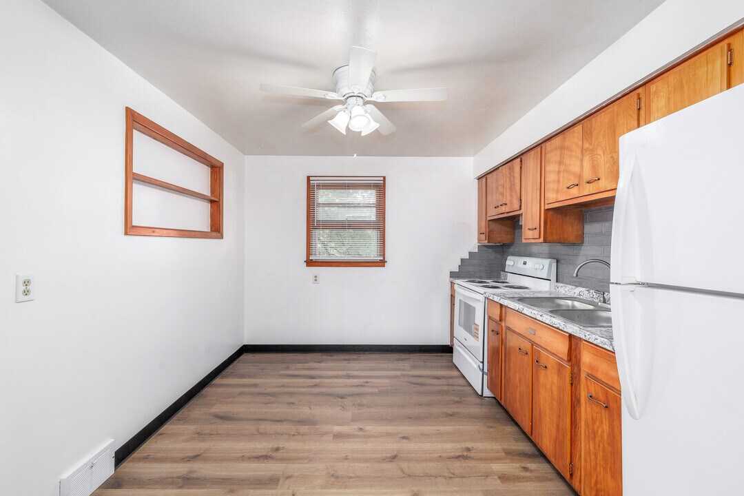 Lincoln Hill Community in Syracuse, NY - Building Photo