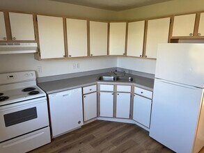 Crown Point Apartments in Tama, IA - Foto de edificio - Interior Photo