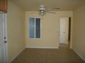 167 Quincy Ct in Vacaville, CA - Building Photo - Building Photo