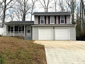 5285 Mainstreet Park Dr in Stone Mountain, GA - Building Photo