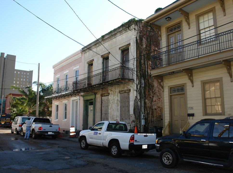 1724 Clio St in New Orleans, LA - Foto de edificio