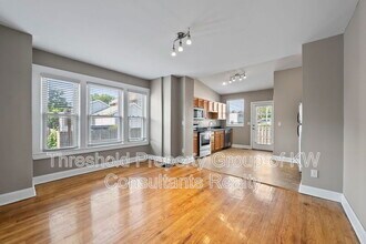 1343 Bruck St in Columbus, OH - Building Photo - Building Photo