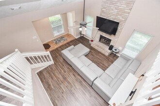 5331 Windsong Trail in Houston, TX - Building Photo - Building Photo