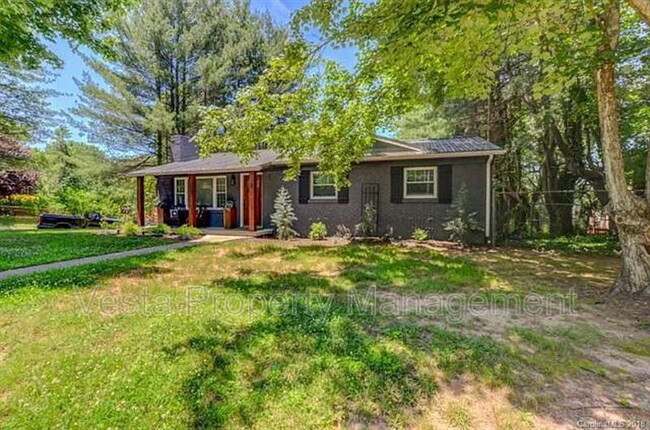 property at 2 Mardell Cir