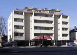 The Ascot Condominiums in Denver, CO - Building Photo - Building Photo