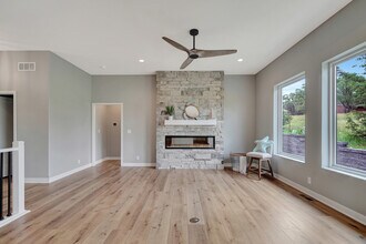 6843 Weigel Bay in Lincoln, NE - Building Photo - Building Photo
