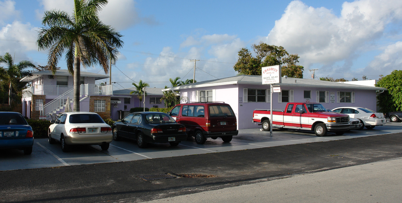 Mary Lou Apartments in Hollywood, FL - Building Photo