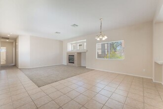 605 Jojoba Ct in Las Vegas, NV - Building Photo - Building Photo