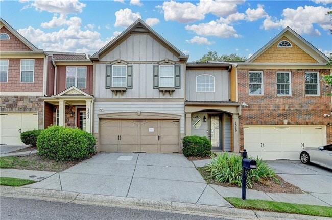 3335 Castleberry Village Cir in Cumming, GA - Building Photo - Building Photo
