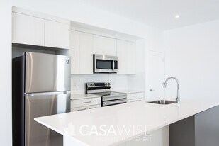 5-85 Rondeau Dr. in St. Albert, AB - Building Photo