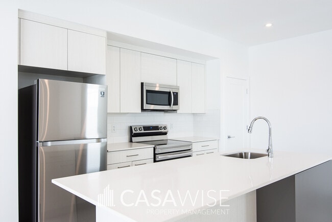 property at 5-85 Rondeau Dr.