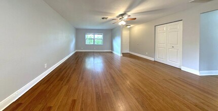 6475 Cedarbrook Dr in Pinellas Park, FL - Building Photo - Building Photo