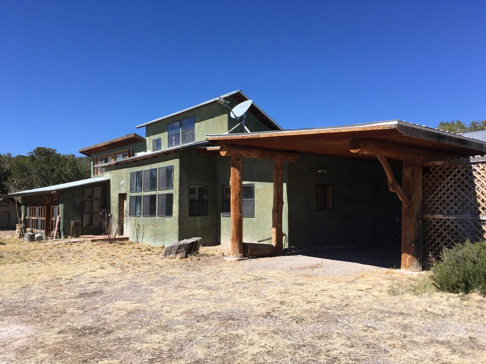 23901 US-70, Unit A in Bent, NM - Foto de edificio