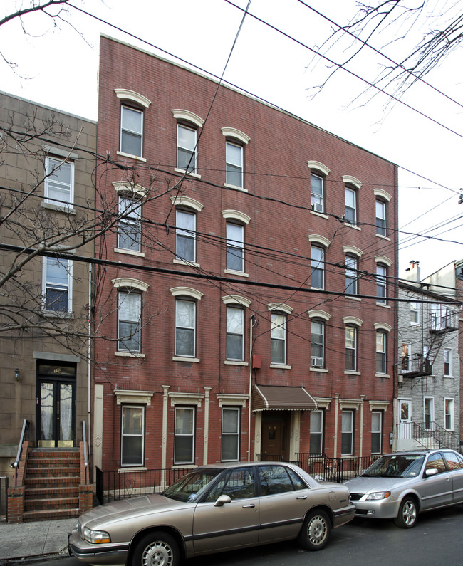 112-114 Garden St in Hoboken, NJ - Building Photo - Building Photo