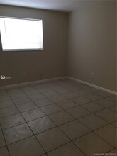 1370 NE 119th St-Unit -137007 in Miami, FL - Building Photo - Building Photo