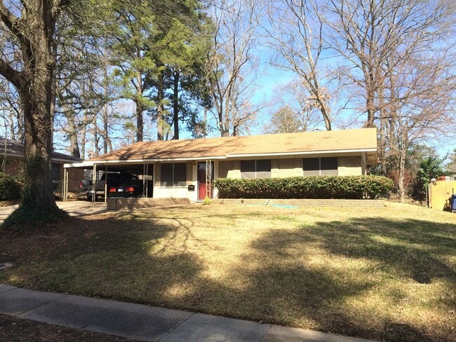 property at 3046 Hoyte Dr