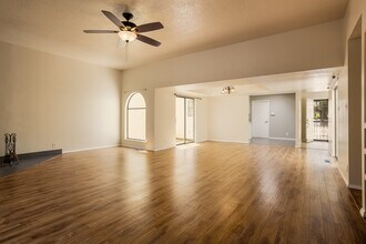6805 La Casa Bonita NE in Albuquerque, NM - Building Photo - Building Photo